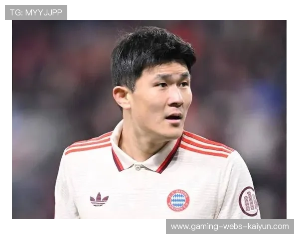 拜仁转换防守极其迅速,金玟哉卡位干脆 拜仁转换防守极其迅速,金玟哉卡位干脆