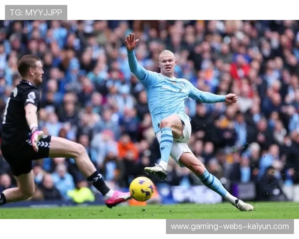 曼城哈兰德点球稳稳命中将比分拉开优势