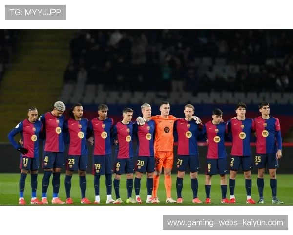 拉菲尼亚门前补射巴萨赢球在手